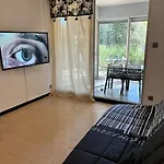 아파트 L'oasis Des Pins *